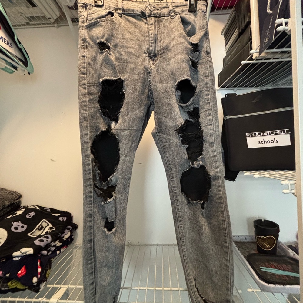 Distressed Gray Men's Jeans